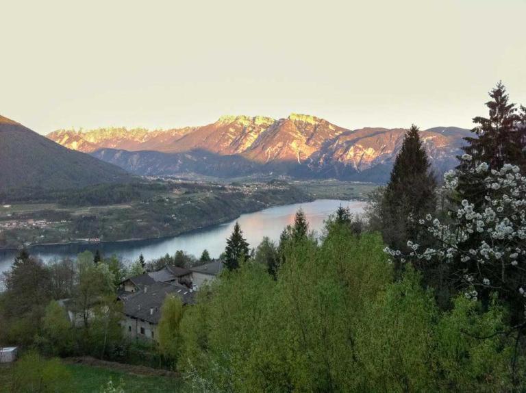 B&B Alba Sul Lago Pergine Valsugana Bagian luar foto